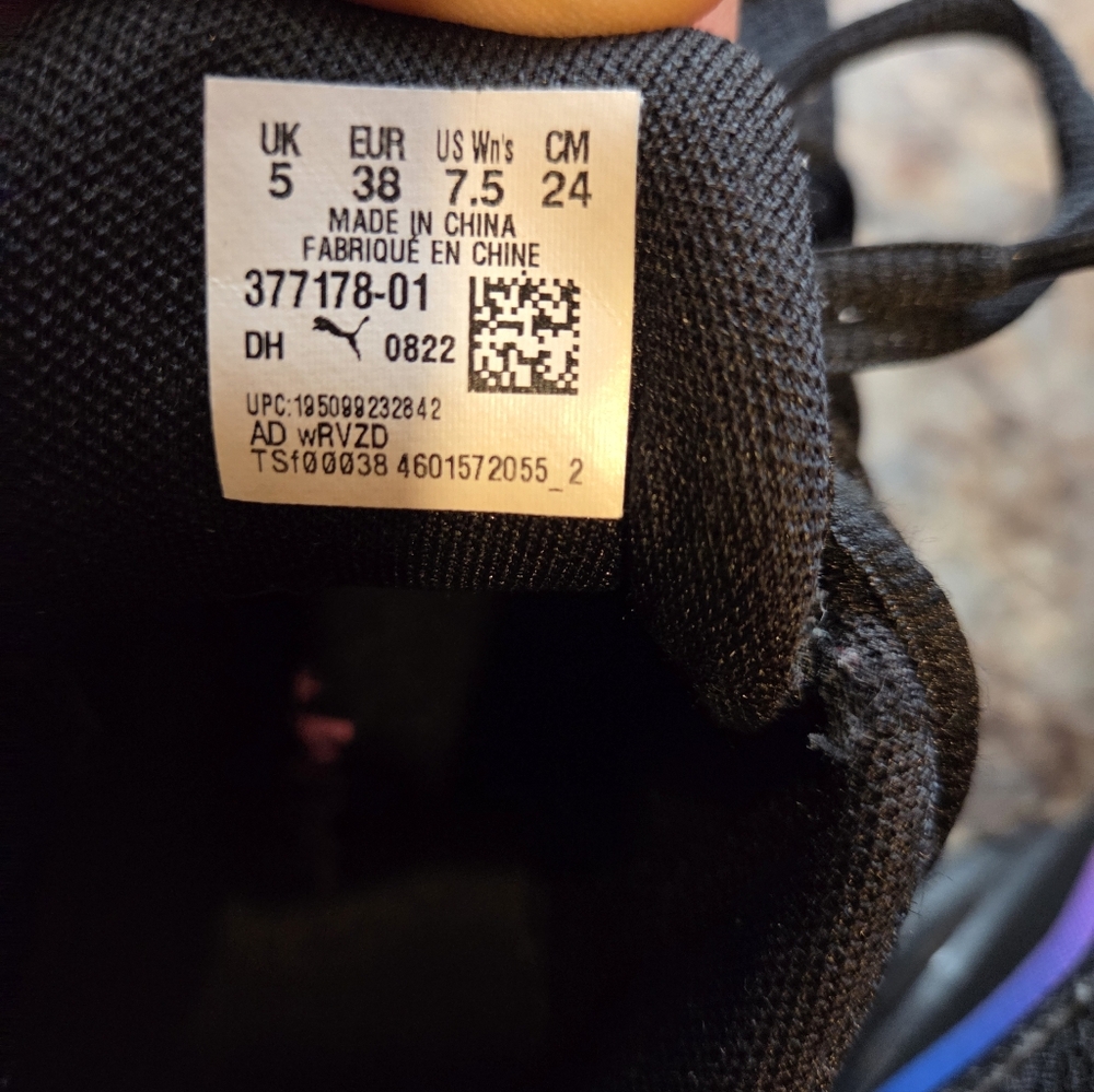 PUMA Axelion Black Sneakers Fade Running Size 7.5 Women’s - Picture 6 of 14